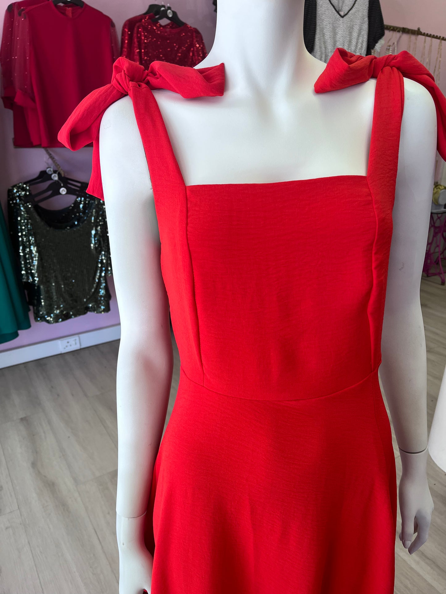 Kim dress in airflow