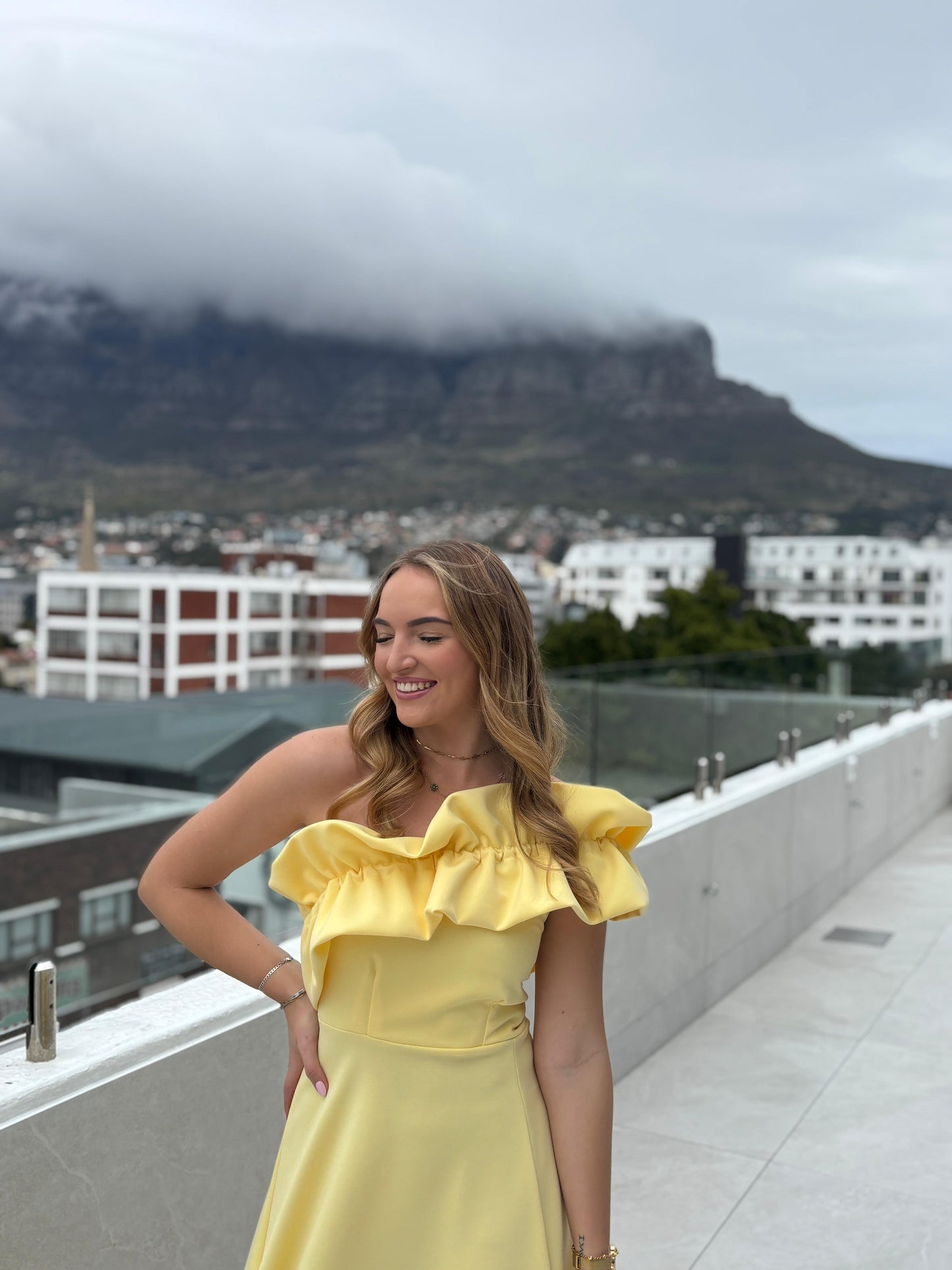 Bianca in Butter yellow
