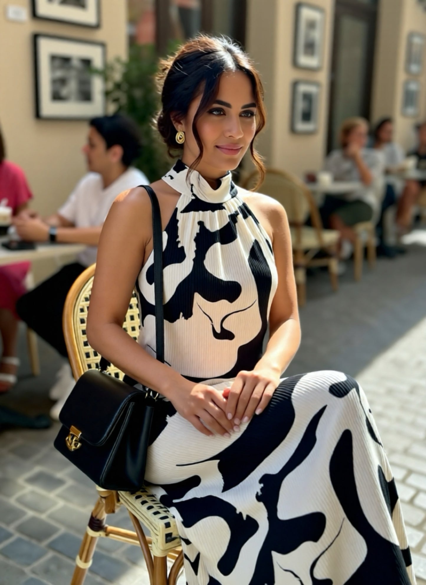 HEIKE DRESS BLACK AND WHITE