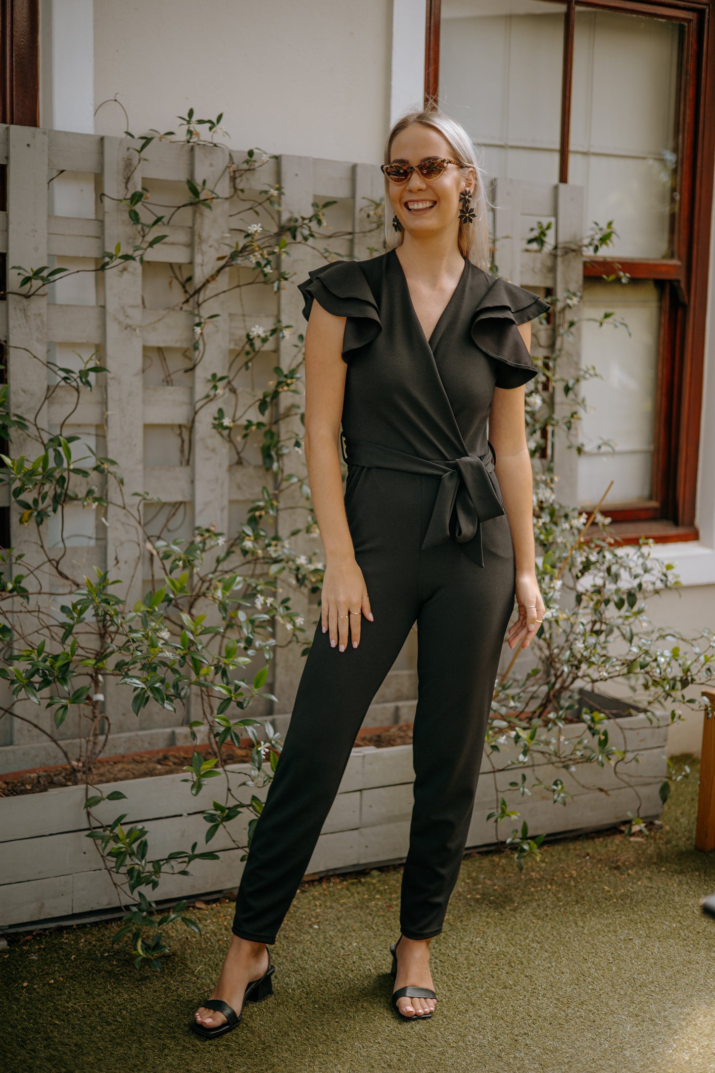 IZA JUMPSUIT IN BLACK
