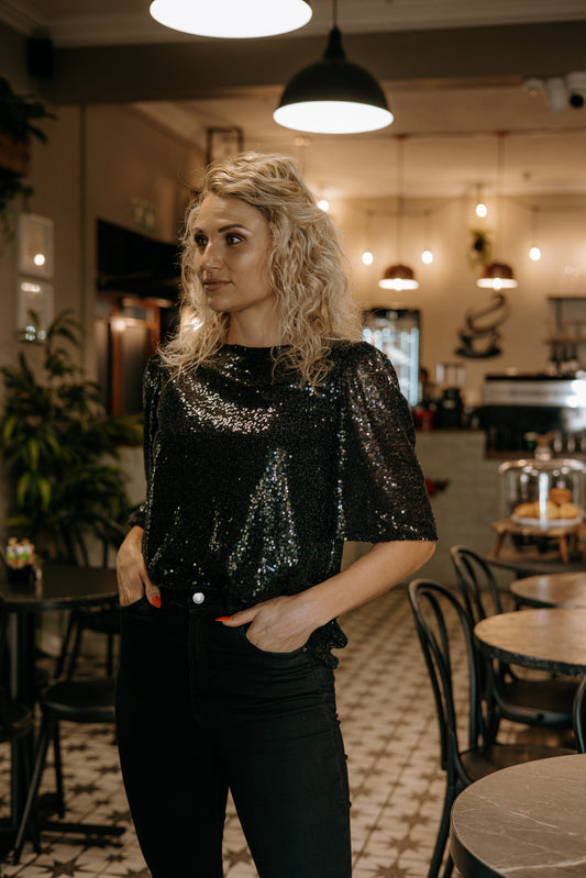 HOLLY  BLOUSE