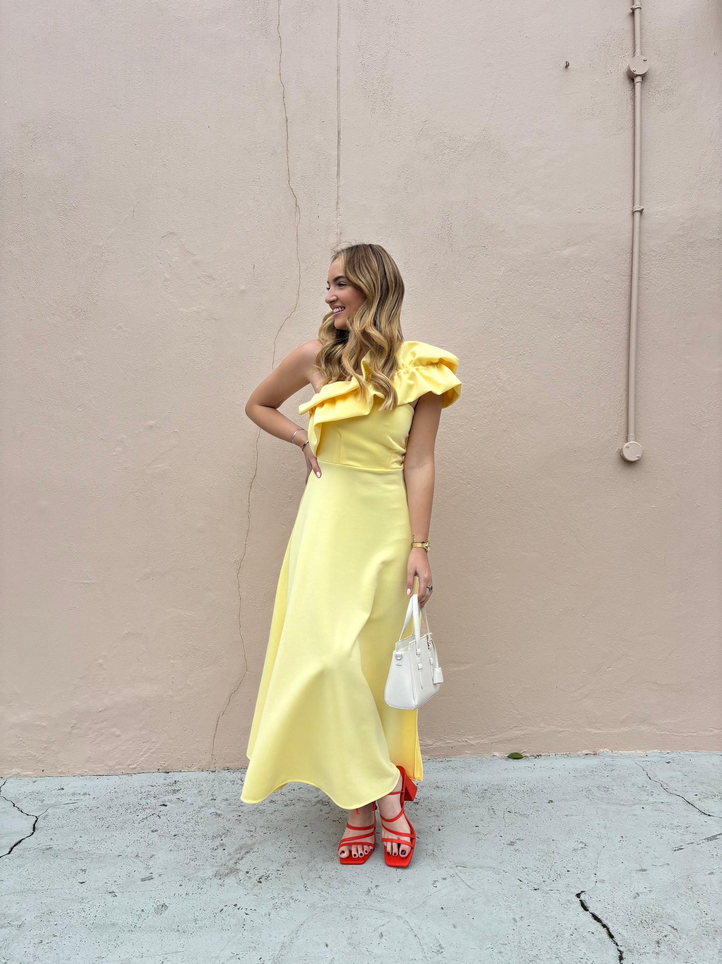 Bianca in Butter yellow